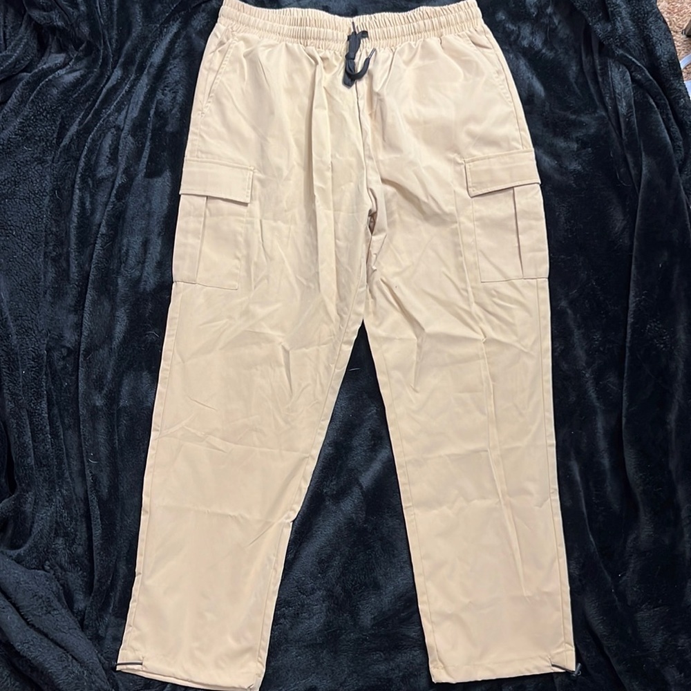 khaki joggers